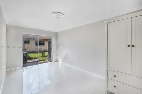 2862 SW 38th Court Miami FL 33134
