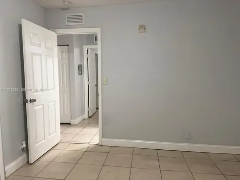 4251 NW 5th Street Plantation FL 33317