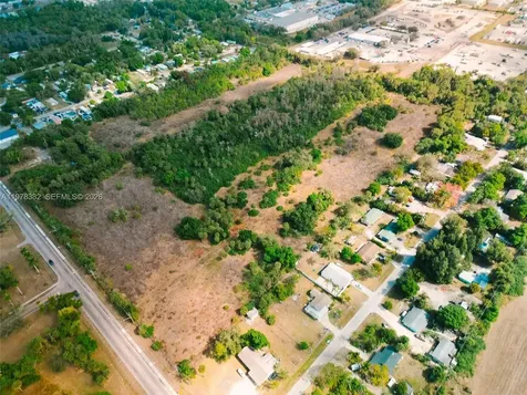 621 Ortiz Avenue Fort Myers FL 33905