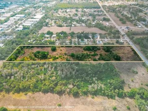 621 Ortiz Avenue Fort Myers FL 33905
