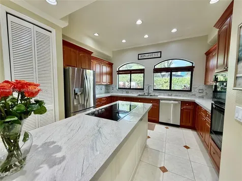 12391 SW 75th Street Miami FL 33183