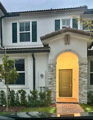 12220 NW 23rd Court Miami FL 33167