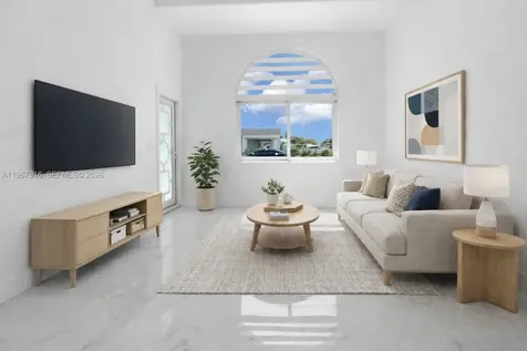 7893 SW 9th Terrace Miami FL 33155