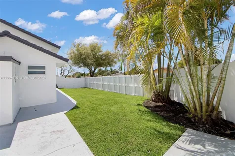 7893 SW 9th Terrace Miami FL 33155