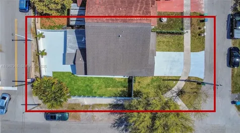 7893 SW 9th Terrace Miami FL 33155