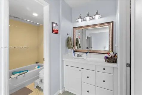 9440 Tangerine Place Davie FL 33324
