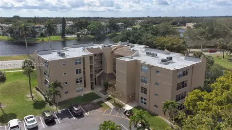 9440 Tangerine Place Davie FL 33324