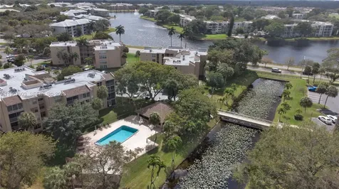 9440 Tangerine Place Davie FL 33324