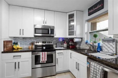 9440 Tangerine Place Davie FL 33324
