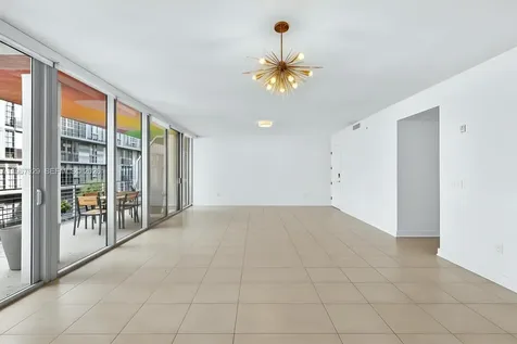 250 NW 24th Street Miami FL 33127