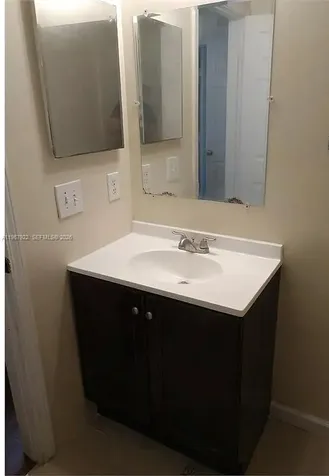 1600 SW 44th Avenue Fort Lauderdale FL 33317