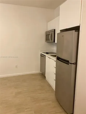 1611 Meridian Avenue Miami Beach FL 33139