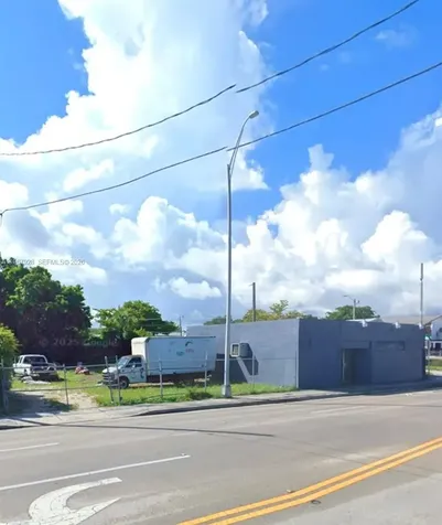 1222 NW 59th Street Miami FL 33142