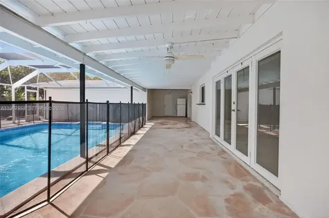 7280 SW 128th Street Pinecrest FL 33156