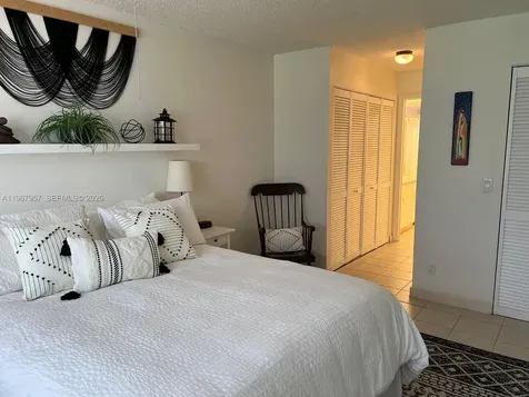9581 Sunrise Lakes Boulevard Sunrise FL 33322