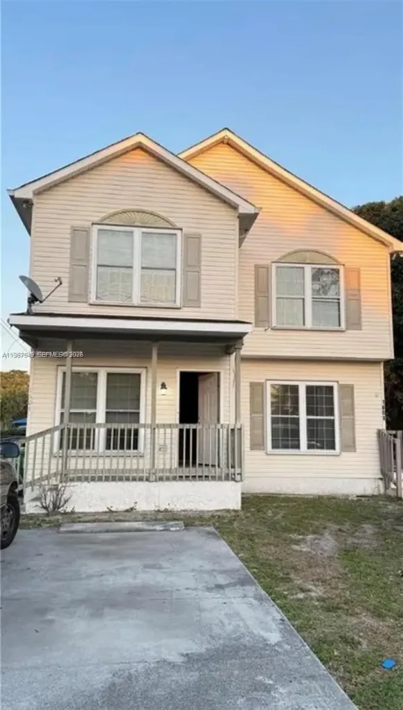 1604 SW 44th Avenue Fort Lauderdale FL 33317