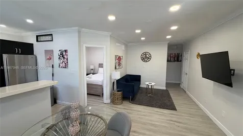 10004 E Bay Harbor Drive Bay Harbor Islands FL 33154