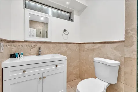 10004 E Bay Harbor Drive Bay Harbor Islands FL 33154