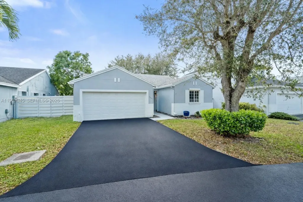 14270 SW 145th Terrace Miami FL 33186