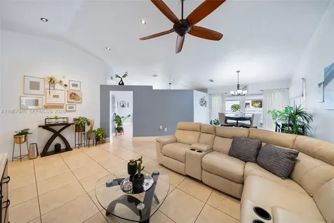 14270 SW 145th Terrace Miami FL 33186