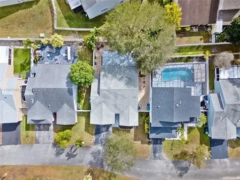 14270 SW 145th Terrace Miami FL 33186