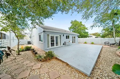 14270 SW 145th Terrace Miami FL 33186