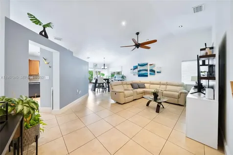 14270 SW 145th Terrace Miami FL 33186