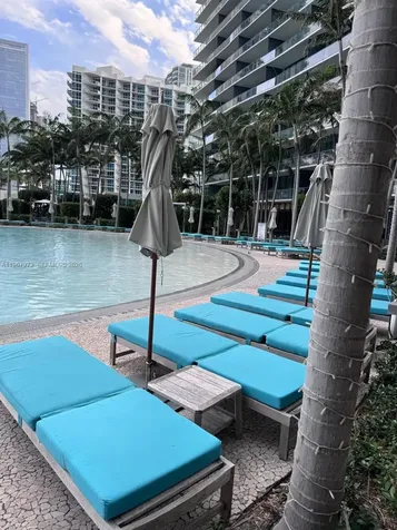 650 NE 32nd Street Miami FL 33137
