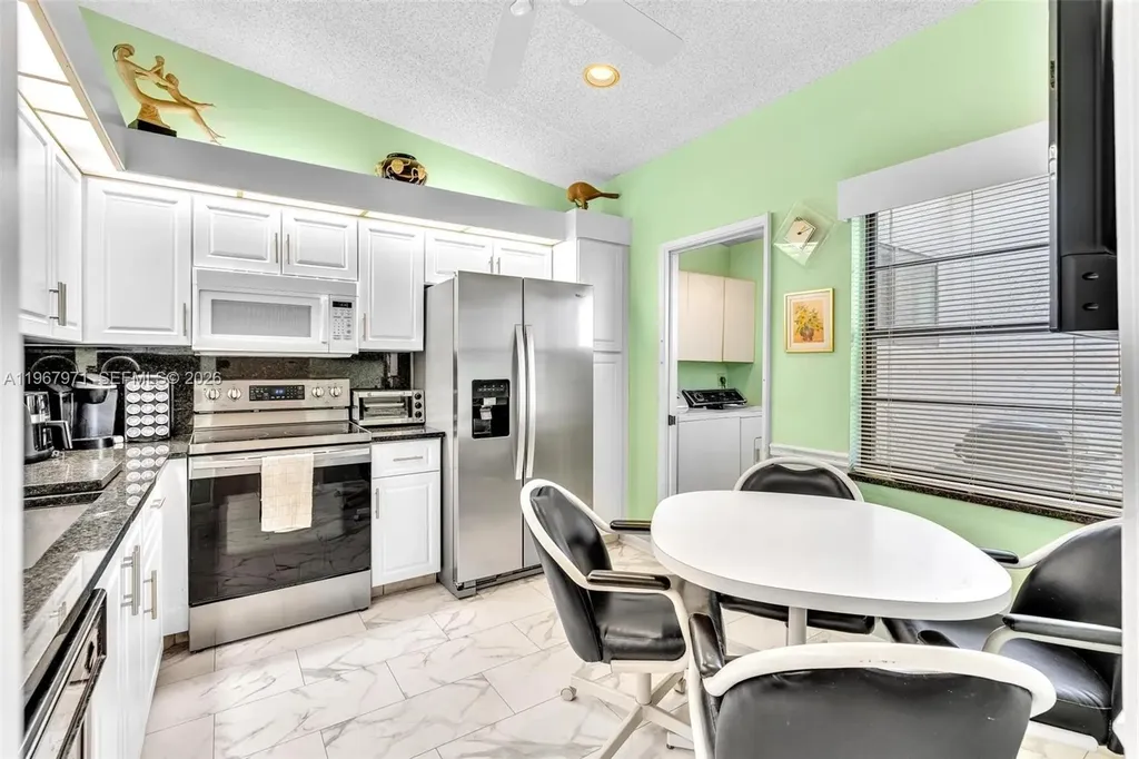 6116 Kings Gate Circle Delray Beach FL 33484