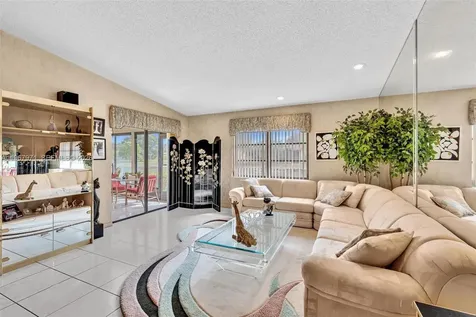 6116 Kings Gate Circle Delray Beach FL 33484