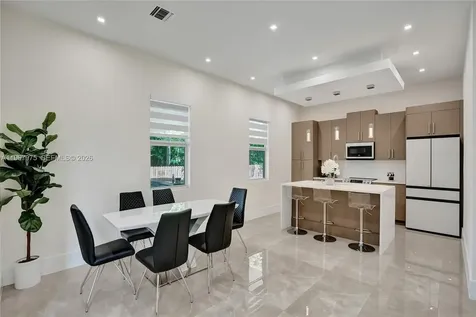 4593 Meadow Green Trail Lake Worth FL 33463