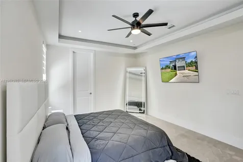 4593 Meadow Green Trail Lake Worth FL 33463