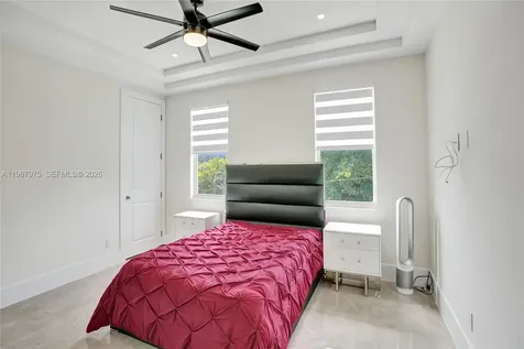 4593 Meadow Green Trail Lake Worth FL 33463