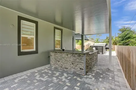 4593 Meadow Green Trail Lake Worth FL 33463