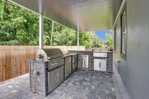 4593 Meadow Green Trail Lake Worth FL 33463