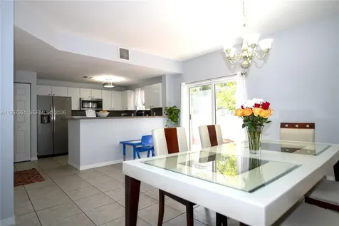 5945 SW 99th Terrace Cooper City FL 33328