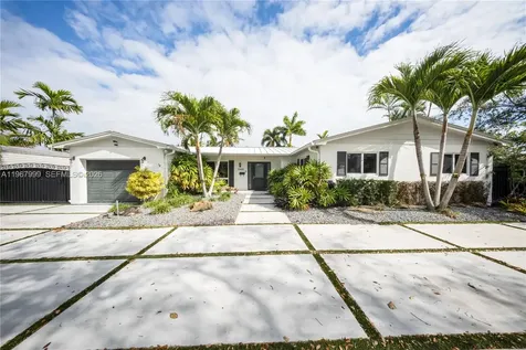 10485 SW 109th Street Miami FL 33176