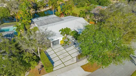 10485 SW 109th Street Miami FL 33176