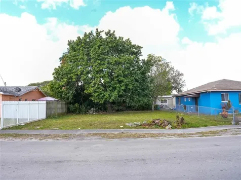 7610 NW 15th Avenue Miami FL 33147