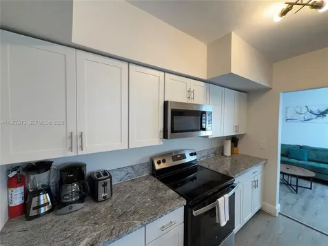 10002 E Bay Harbor Drive Bay Harbor Islands FL 33154