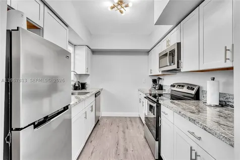 10002 E Bay Harbor Drive Bay Harbor Islands FL 33154