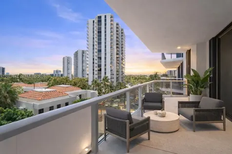 20281 E Country Club Drive Aventura FL 33180