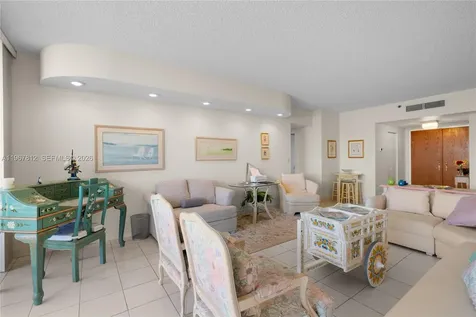 20281 E Country Club Drive Aventura FL 33180