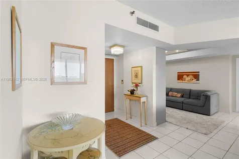 20281 E Country Club Drive Aventura FL 33180