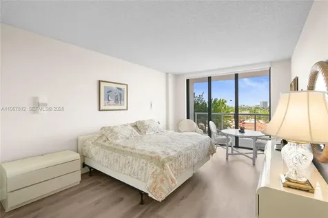 20281 E Country Club Drive Aventura FL 33180