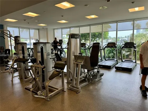 20281 E Country Club Drive Aventura FL 33180
