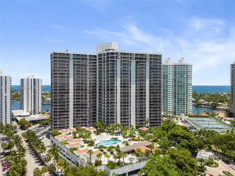 20281 E Country Club Drive Aventura FL 33180