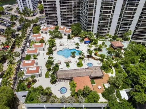 20281 E Country Club Drive Aventura FL 33180