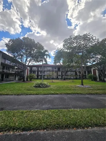 13500 SW 1st Street Pembroke Pines FL 33027