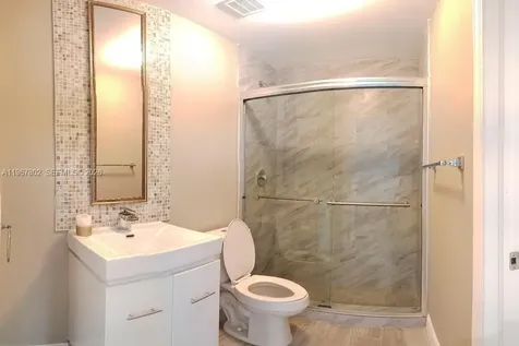 6634 SW 76th Terrace South Miami FL 33143